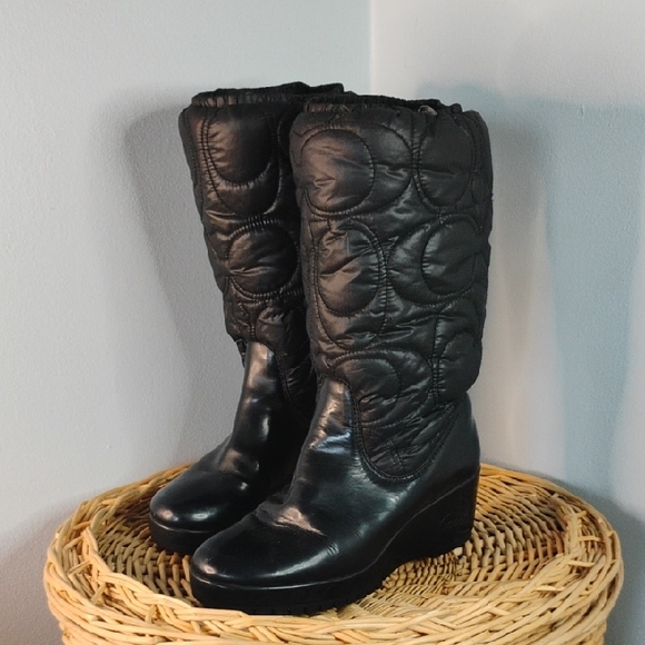 Coach Cantina Size 7B Black Quilted Puffer Black Boots Winter Rain Snow Designer - Picture 1 of 14